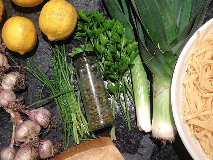 Lemon spaghetti ingredients