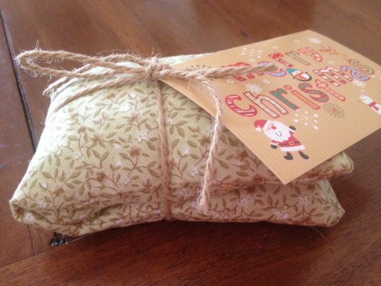 Teacher gift: homemade eye pillow/heat pack